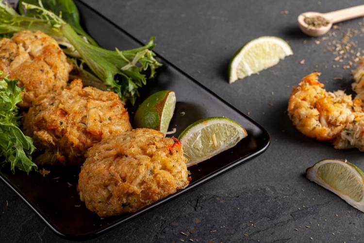 Plate of crab cakes